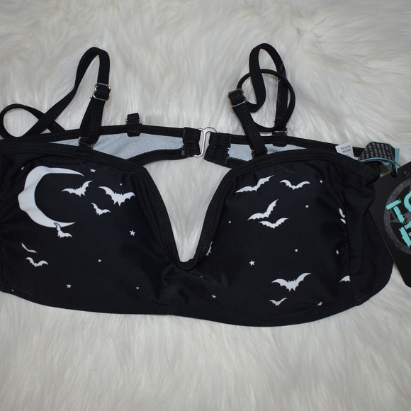 Too Fast Other - Too Fast Bats Wendy Retro Pin Up Bikini Top